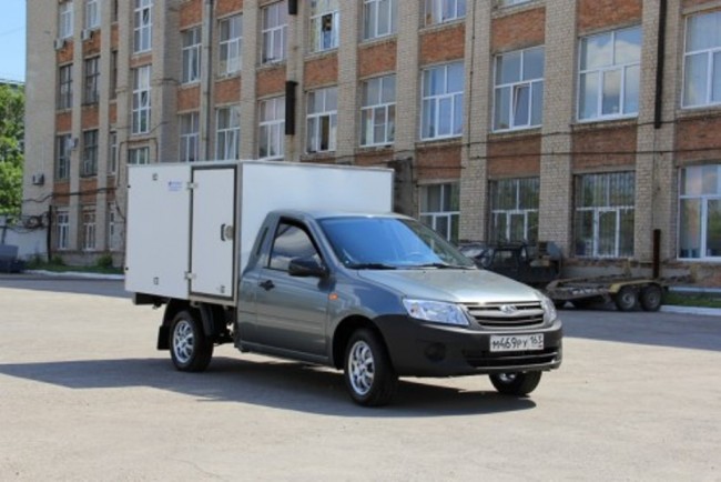 Пикап Lada Granta, вид спереди