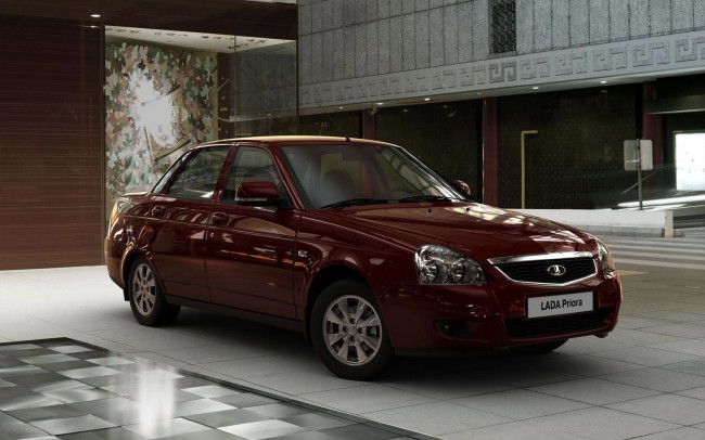 Lada Priora, вид сбоку