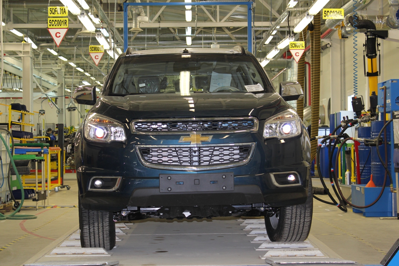 Компании Opel и Chevrolet подняли цены в России