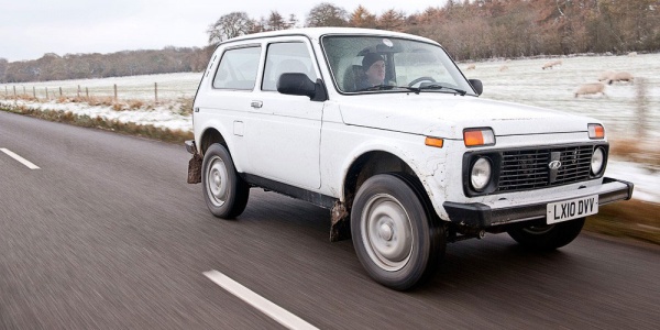 Lada 4×4 и престижный Land Rover