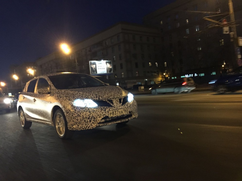 Nissan Tiida