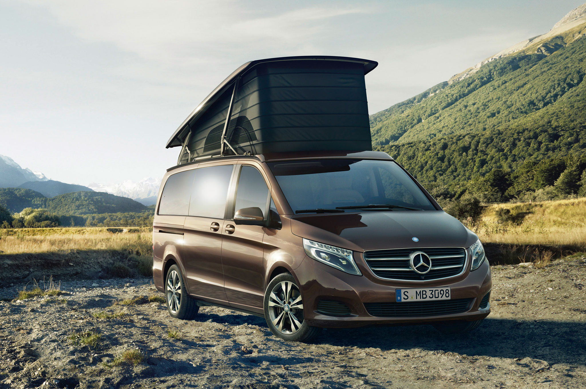 В России можно купить «дом на колесах» от компании Mercedes-Benz