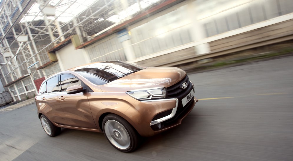 Автомобиль Lada XRay может выйти раньше