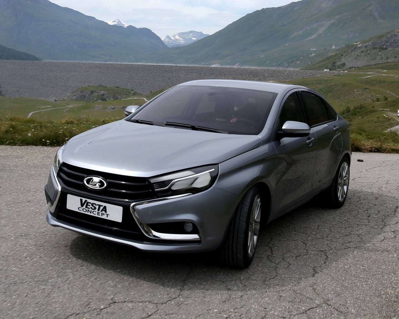 Рекламный ролик Lada Vesta попал в Сеть до старта продаж